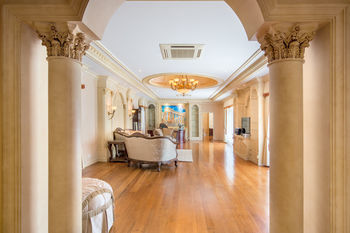 Villa Majestic Pool